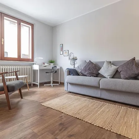 Italian Experience-casa Del Porto Lägenhet