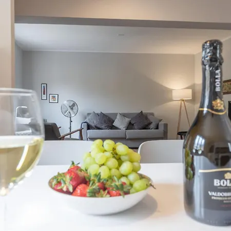 Lägenhet Italian Experience-casa Del Porto