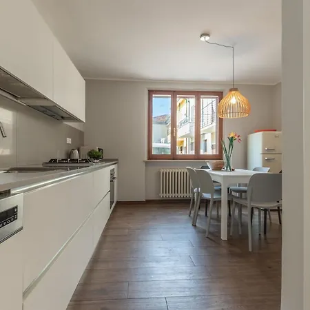 Italian Experience-casa Del Porto Lägenhet *